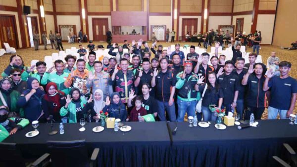 Ansar Ahmad Siap Kawal Kepastian Tarif Transportasi Online di Kepri