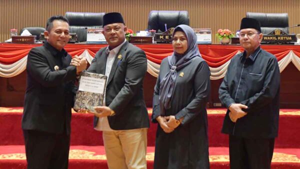 Gubernur Ansar Sampaikan Rancangan KUA-PPAS 2026: Fokus pada Kemandirian Fiskal dan Pemerataan Pembangunan