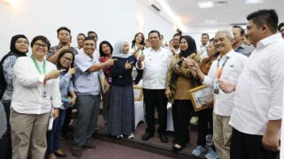 Gubernur Kepulauan Riau, Ansar Ahmad, memberikan apresiasi tinggi terhadap inisiatif Bapenda Provinsi Kepri yang meluncurkan Gerakan Tanjak Lobam di Kawasan Bintan Inti Industrial Estate (BIIE) Lobam