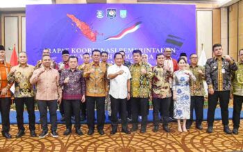 Ketua Komisi II DPR RI: DPR Siap Jadi Jembatan Kepentingan Pusat dan Daerah