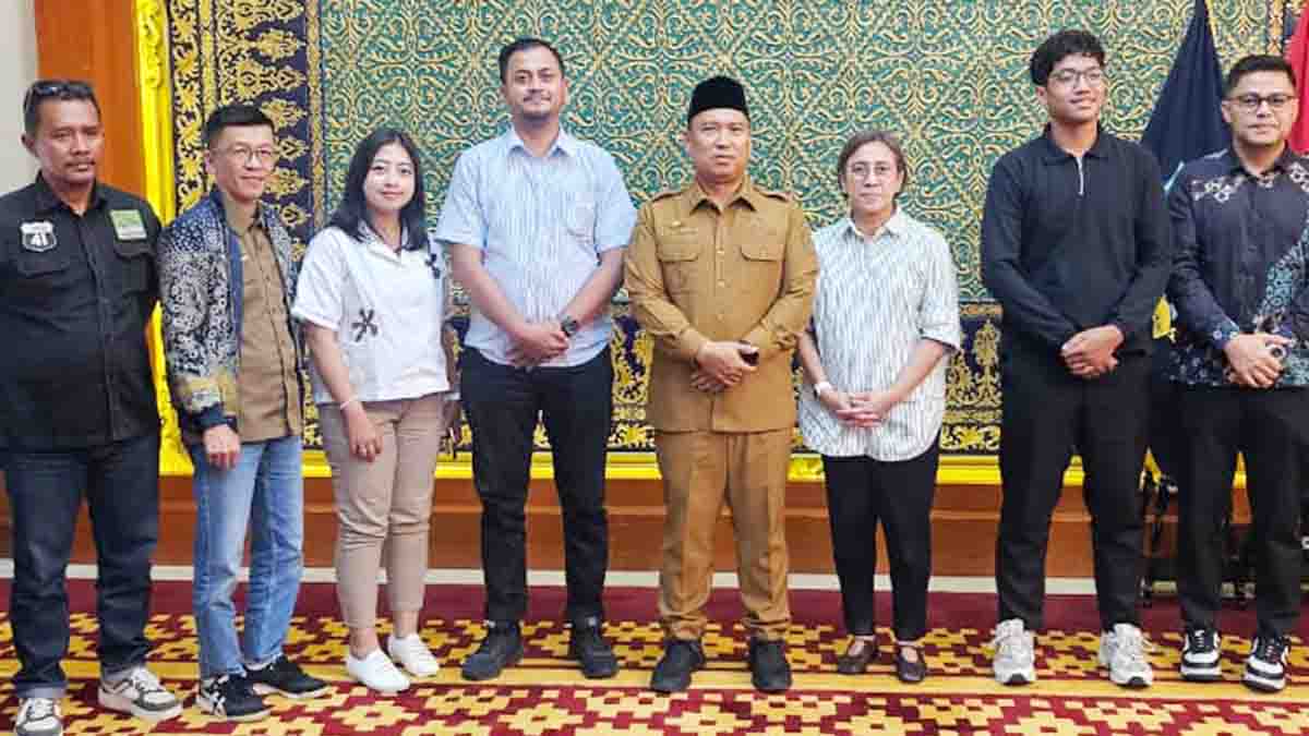 Wagub Nyanyang Targetkan 3,5 Juta Wisman di Tahun 2027