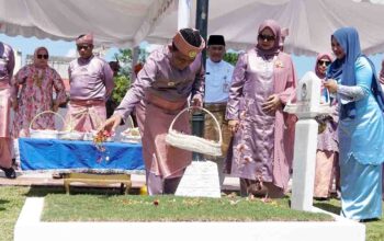 Ziarah dan Tabur Bunga Warnai Peringatan Hari Jadi ke-23 Provinsi Kepri