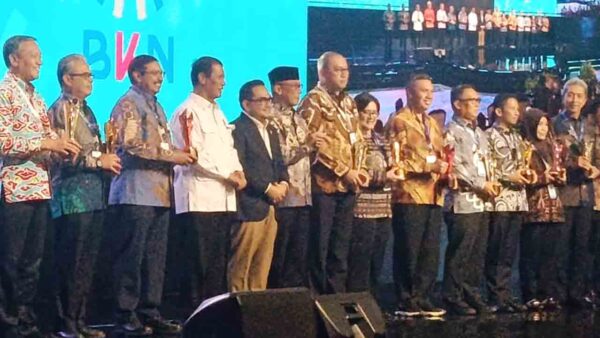 Daftar Penerima Penghargaan BKN Award 2025