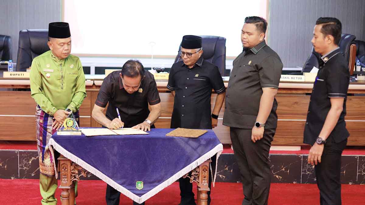 DPRD Meranti bersama Pemkab Meranti Teken KUA-PPAS APBD 2026 Total Rp1.1 Triliun Lebih