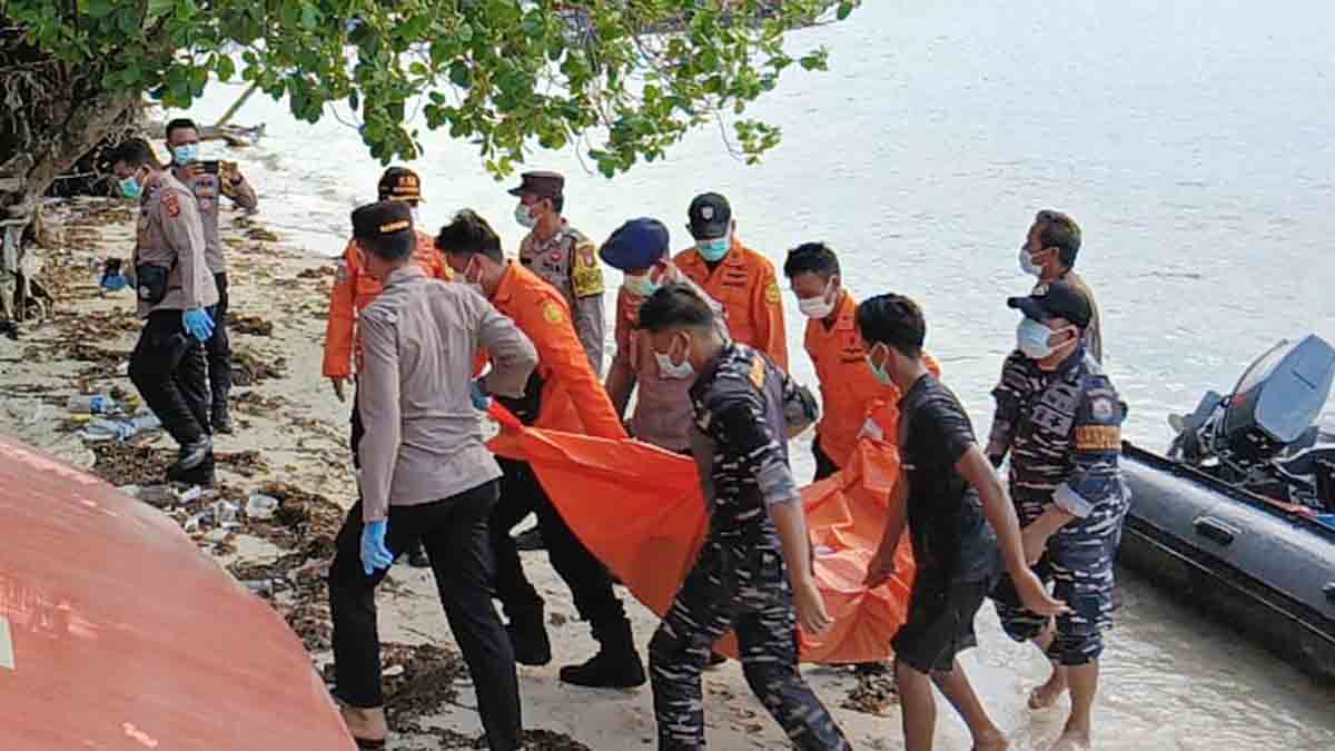 Jenazah Tanpa Identitas Ditemukan Mengapung di Perairan Pulau Sumpat Bintan