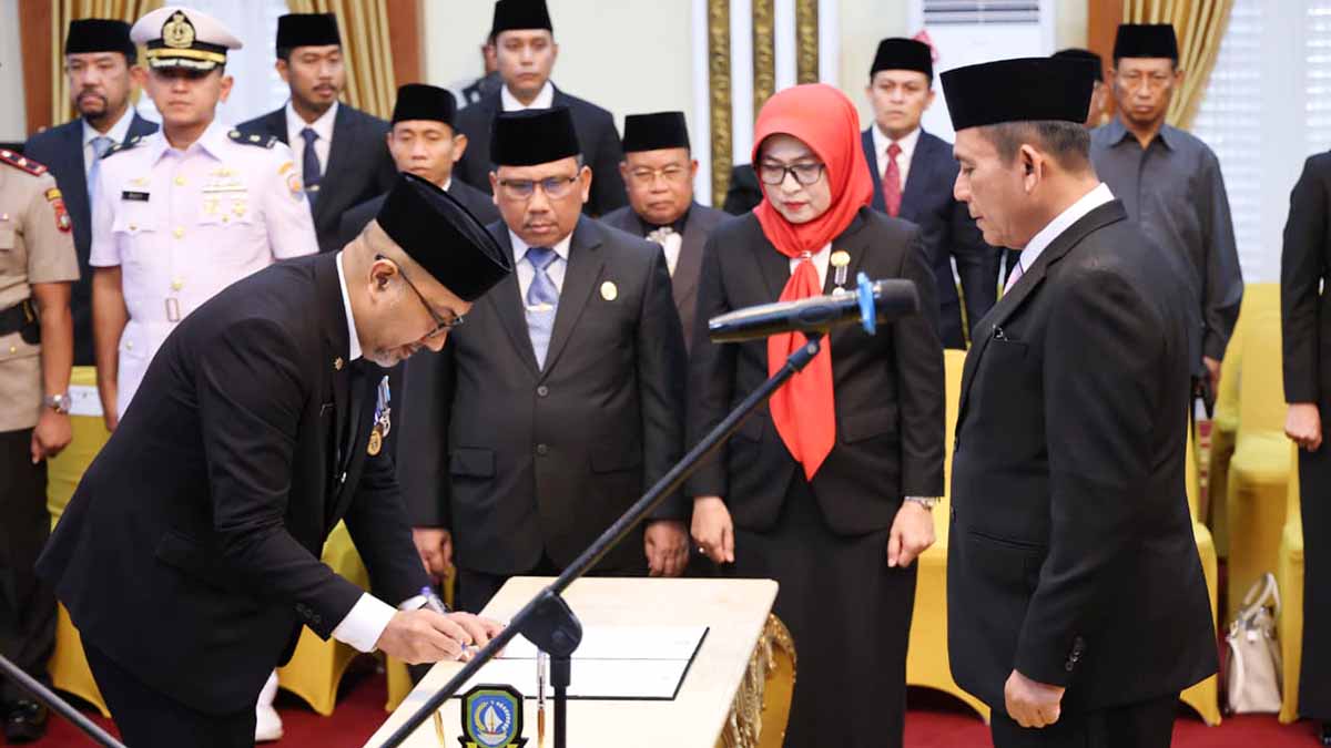 Luki Zaiman Prawira Resmi Dilantik Gubernur Ansar Ahmad sebagai Penjabat Sekda Kepri