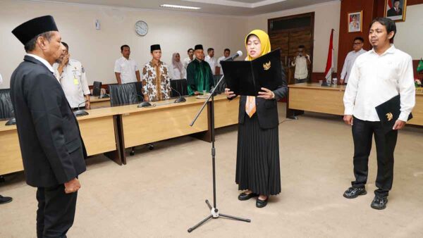 Tito Suwarno Resmi Dilantik sebagai Komisioner KPID Kepri Periode 2025–2028