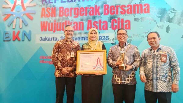 Wakil Gubernur Kepri Terima Penghargaan BKN Award 2025