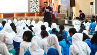 210 Siswa SMAN 1 Batam Ikuti Pelatihan Literasi Digital Central Creator Camp