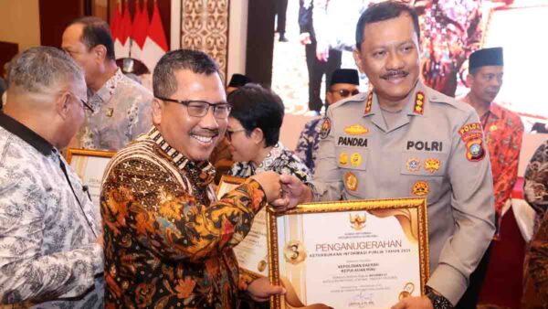 Anugerah KIP Kepri 2025, Gubernur Ansar Tegaskan Transparansi Bukan Sekadar Administratif