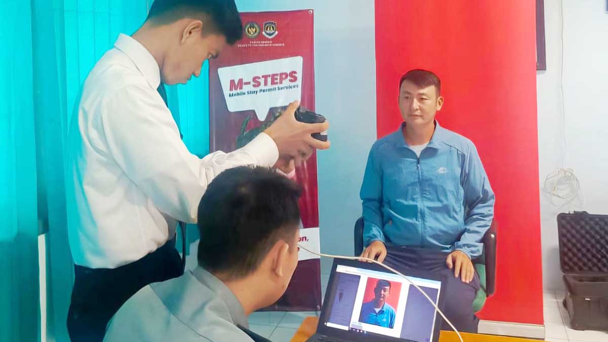 Inovasi M-STEPS, Imigrasi Karimun Hadirkan Layanan Foto Izin Tinggal di Lokasi Pemohon