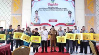 Pemprov Kepri Salurkan 21 Bantuan Hibah untuk Perkuat Pelayanan Masyarakat Tanjungpinang