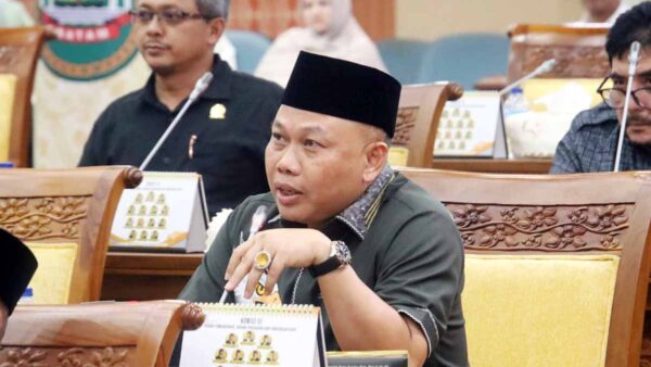 Semua Fraksi DPRD Batam Setuju, Ranperda RPJMD Masuk Tahap Pembahasan Lanjutan