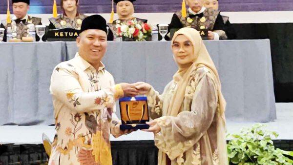 Wagub Kepri Dorong Lulusan STTI Jadi Agen Perubahan Berbasis Teknologi