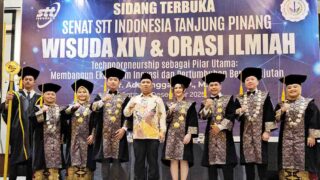 Wagub Kepri Hadiri Wisuda STTI Tanjungpinang, Tekankan Peran SDM Unggul di Era Society 5.0