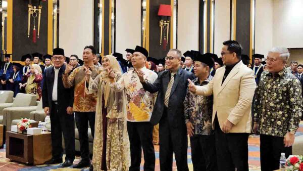 Wisuda STTI Tanjungpinang, Wagub Kepri Soroti Tantangan Society 5.0