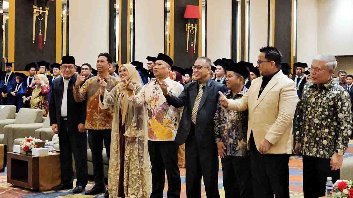Wisuda STTI Tanjungpinang, Wagub Kepri Soroti Tantangan Society 5.0