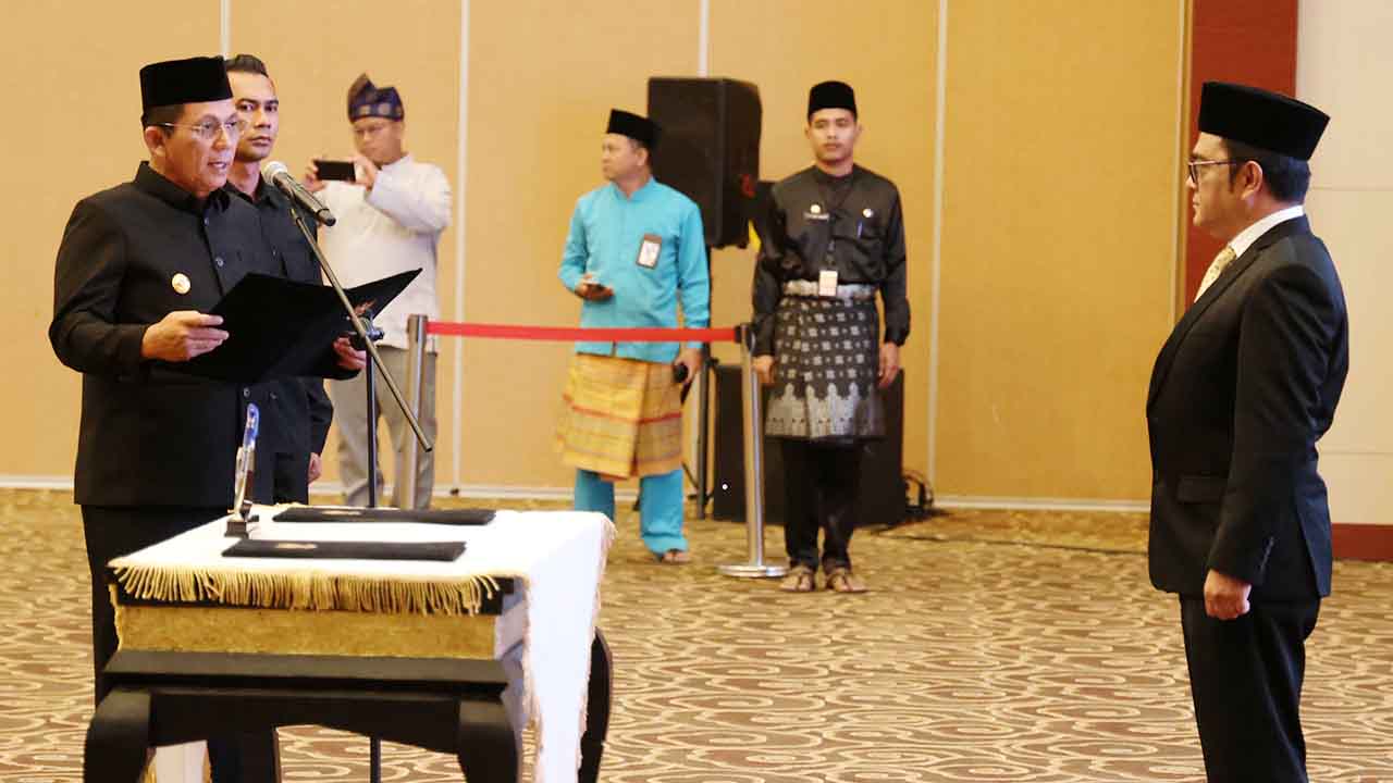 Gubernur Ansar Kukuhkan Toto Haryanto Silitonga sebagai Kepala BPS Kepri