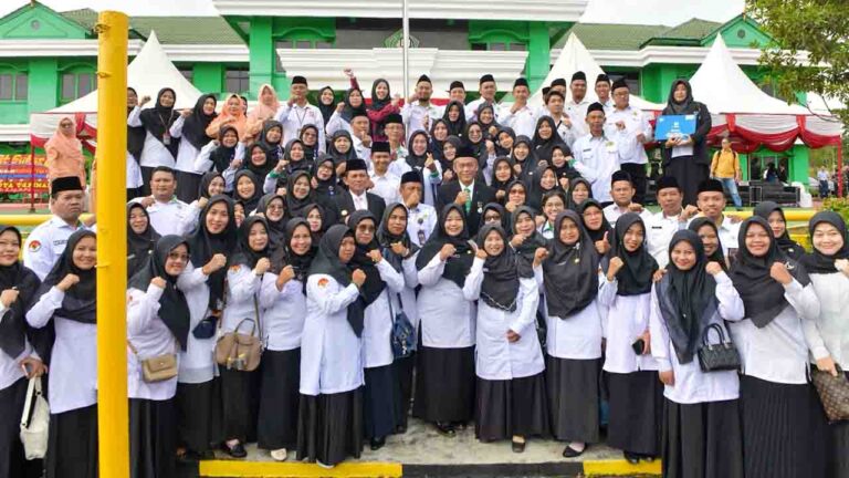 Gubernur Ansar Minta Kemenag Kepri Tingkatkan Kualitas Pelayanan Umat