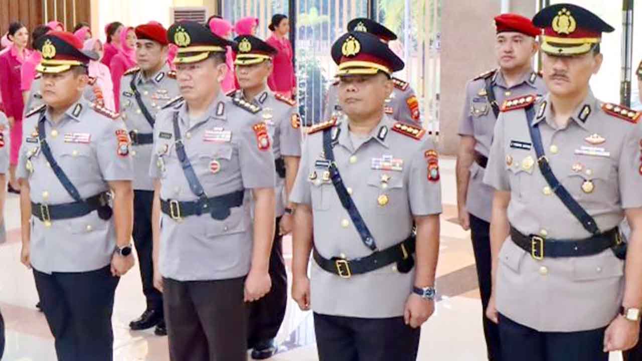 Kabid TIK Polda Kepri Berganti, Kombes Pol Paulus Riomen Marbun Resmi Jabat Kabid TIK