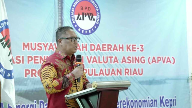 Nyanyang: Jasa Penukaran Valuta Krusial bagi Stabilitas Ekonomi Kepri