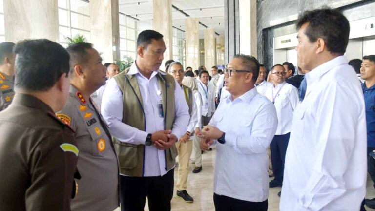 Wakil Gubernur Kepri Dampingi Mentan di Rakornas APKASI
