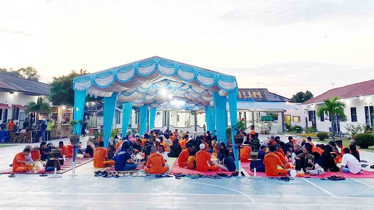 Cerita Haru Warga Binaan Saat Bertemu Keluarga di Rutan Karimun