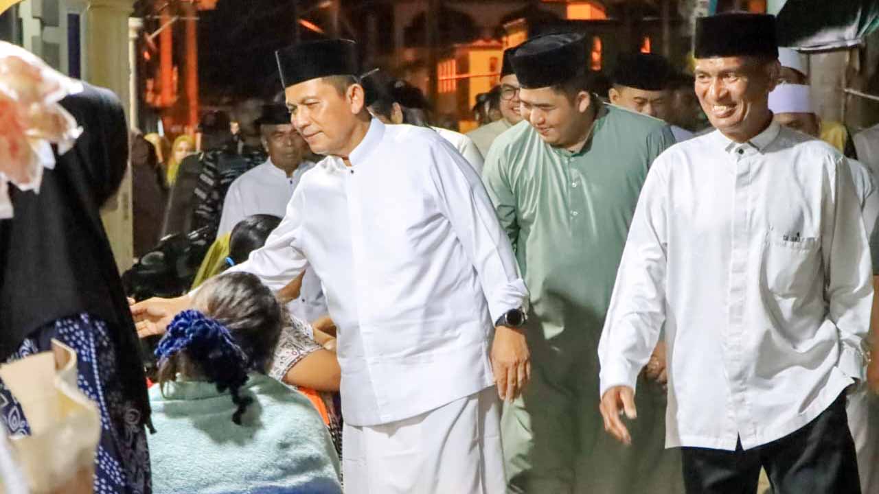 Kampung Kini Terang, Ansar dan Roby Kompak Dorong Listrik Merata di Pesisir