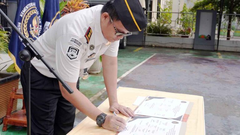 Kepala Kantor Imigrasi Atambua Ingatkan Janji Kinerja Bukan Sekadar Formalitas