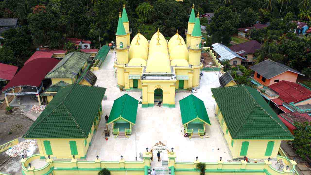Masjid Raya Sultan Riau dan Simbol Kejayaan Islam Melayu