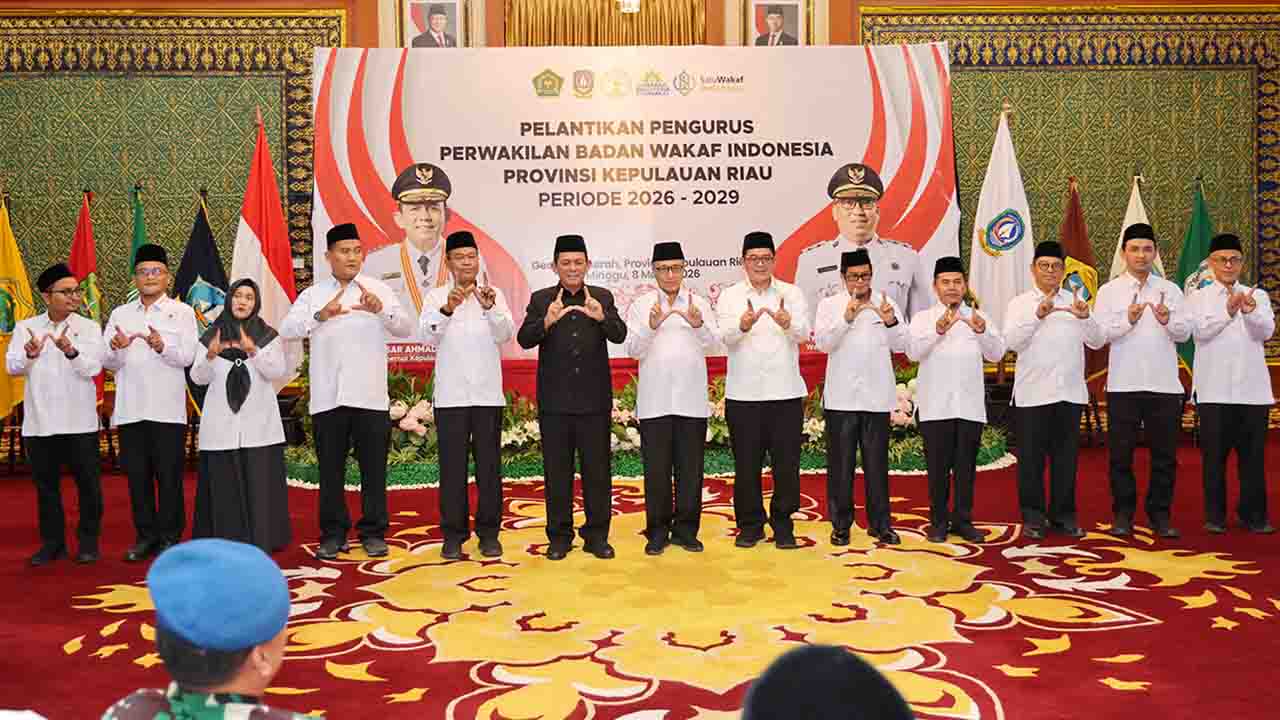 Gubernur Kepulauan Riau Ansar Ahmad bersama Pengurus BWI Kepri periode 2026–2029
