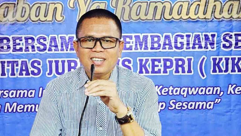 Ady Indra Pawennari Kutuk Penyiraman Air Keras terhadap Aktivis HAM di Jakarta