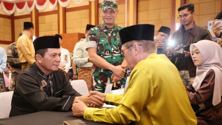 Gubernur Ansar Ajak Pejabat dan Masyarakat Kepri Bayar Zakat Melalui Baznas