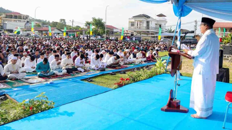 Khutbah Idul Fitri 1447 H di Batam, Gubernur Ansar: Persaudaraan Jadi Kunci Kehidupan
