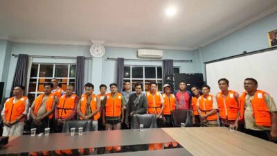 KM Sinar Abadi Selamatkan 20 ABK dari Kapal Terbalik di Bintan