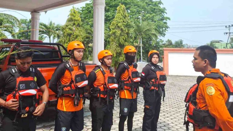 BREAKING: Nelayan Hilang Kontak di Perairan Takong Hiu Karimun, Tim SAR Tanjungpinang Lakukan Pencarian
