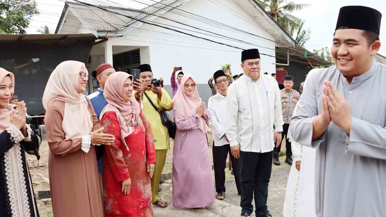 Safari Ramadhan 1447 H, Bupati Roby Sembangi Jamaah di Tanjung Uban Timur