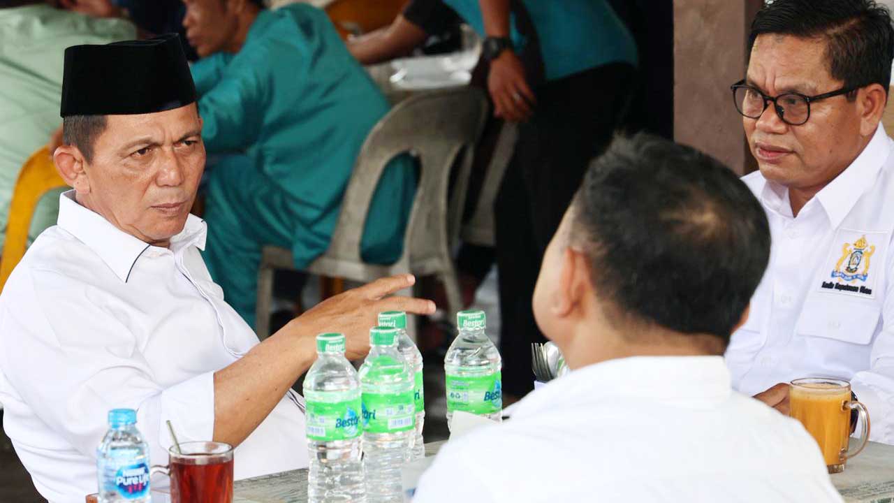 Silaturahmi di Kedai Kopi Abu, Gubernur Ansar Bahas Masa Depan Kepri