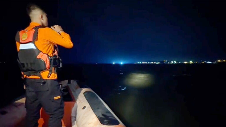 Tim SAR Karimun Kerahkan RIB 01, Kejar Korban Jatuh dari SB Karunia Jaya