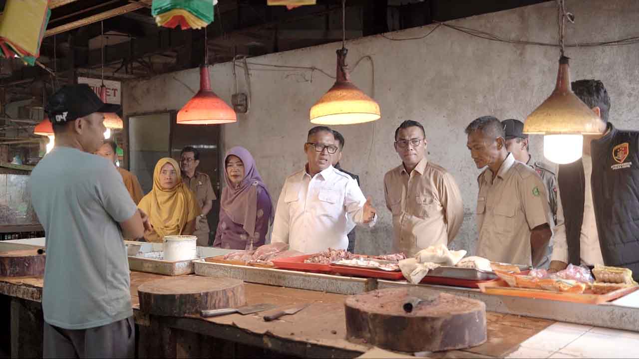 Wagub Kepri Tinjau Harga Sembako di Batam, Pastikan Stok Aman Selama Ramadhan