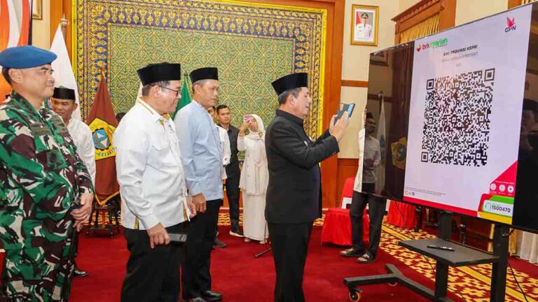 Wakaf Didorong Jadi Instrumen Ekonomi Umat di Kepulauan Riau