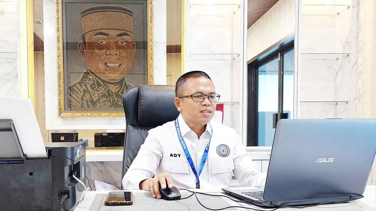 Ady Indra Pawennari Tegaskan KJK Hanya Komunitas, Bukan Tandingan PWI