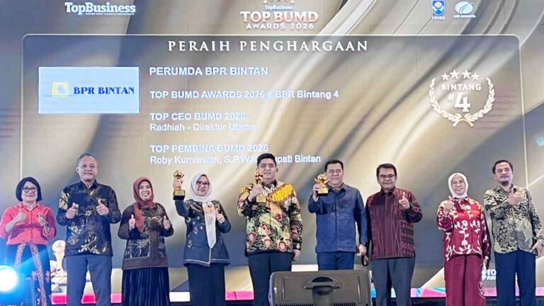 BPR Bintan Borong 3 Penghargaan TOP BUMD 2026, Bupati Roby: Jadi Energi Baru Tingkatkan Ekonomi Rakyat