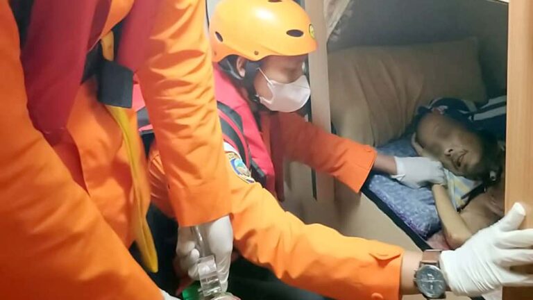 BREAKING: SAR Tanjungpinang Evakuasi Penumpang Kritis dari KMP Sembilang di Perairan Karas