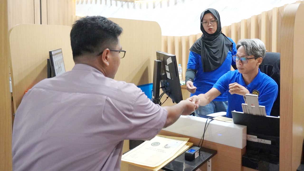 Imigrasi Karimun Buka Layanan Paspor di Hari Libur
