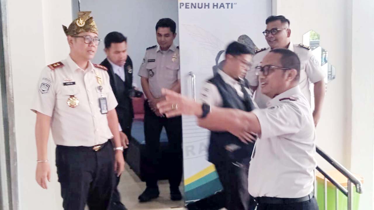 Imigrasi Karimun Siap Tingkatkan Layanan Usai Arahan Kakanwil