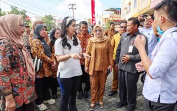 Wamendukbangga RI Tinjau Dapur MBG di Tanjungpinang, Pastikan Makanan Bergizi untuk Warga Higienis