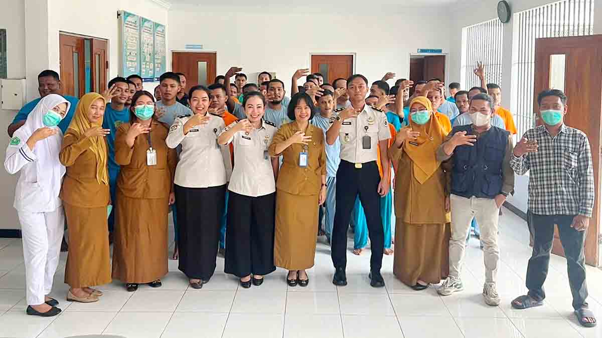 150 Warga Binaan Rutan Batam Ikut Edukasi Kesehatan dan VCT Mobile