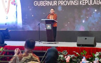 Ansar Ahmad Dorong Penguatan Posisi DPRD Kabupaten Saat Buka Rakorwil ADKASI Sumatera di Batam