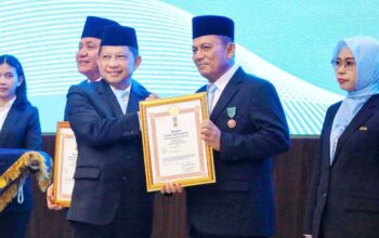 Gubernur Ansar Ahmad Masuk Tujuh Penerima Satyalancana Wira Karya Nasional Bidang Kelautan dan Perikanan